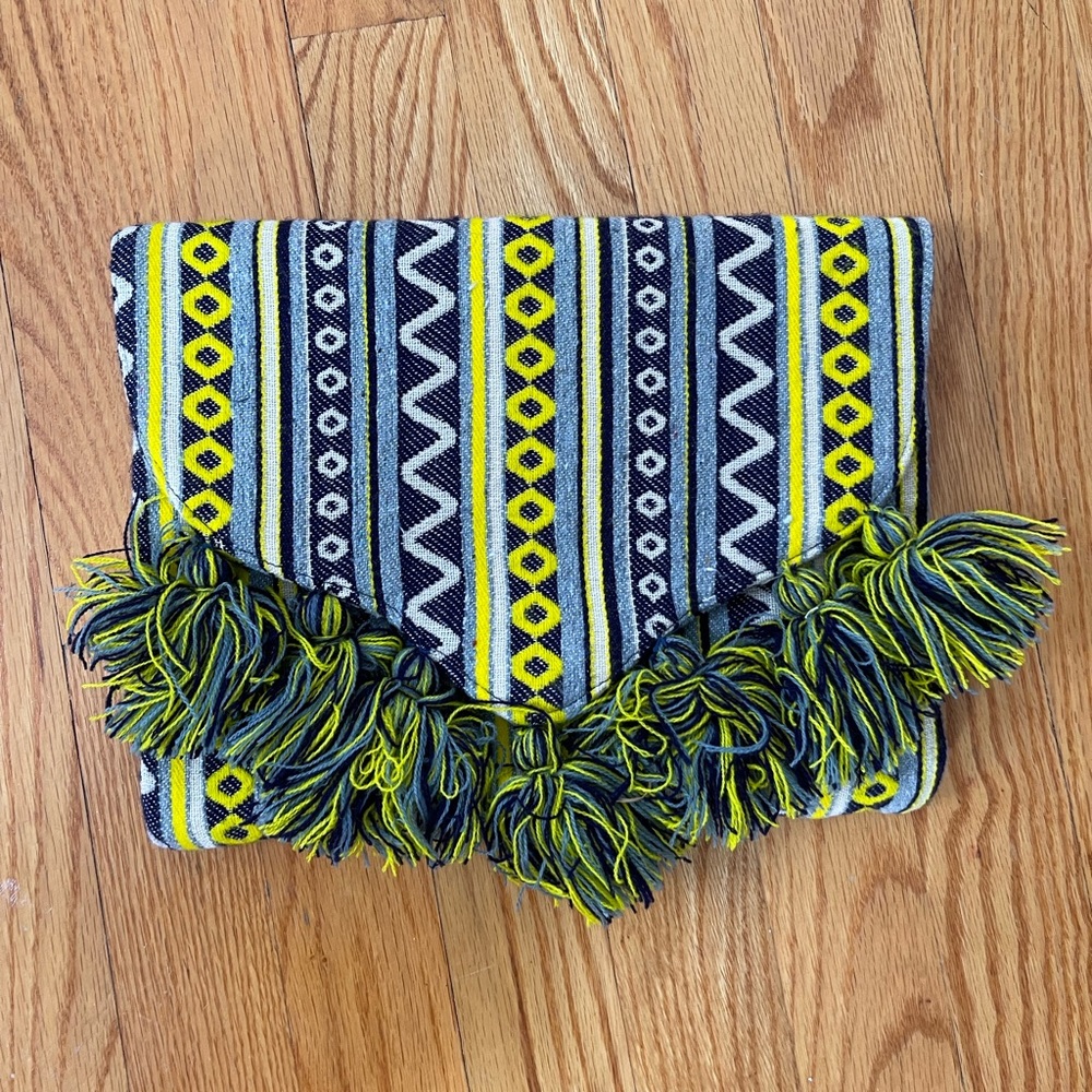 Mud Pie Summer Clutch